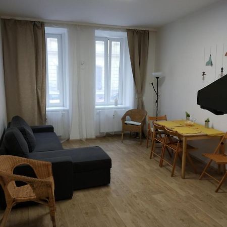 Apartmans In The Center With Privat Parking Apartment Brno Ngoại thất bức ảnh